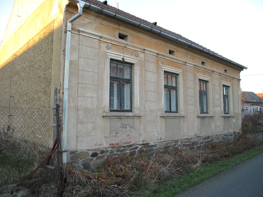 File:Zderaz (Biřkov), dům II.jpg