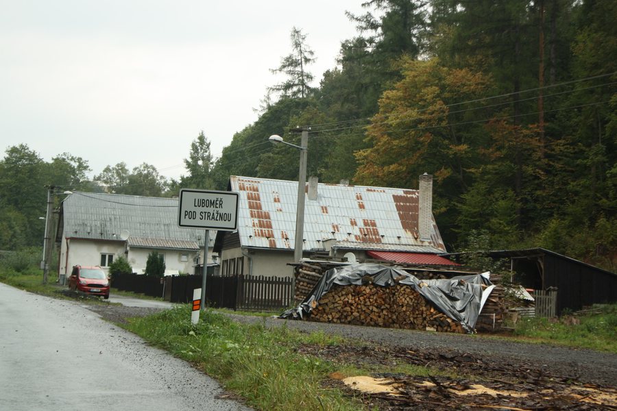 File:Luboměř pod Strážnou, humna 01.jpg