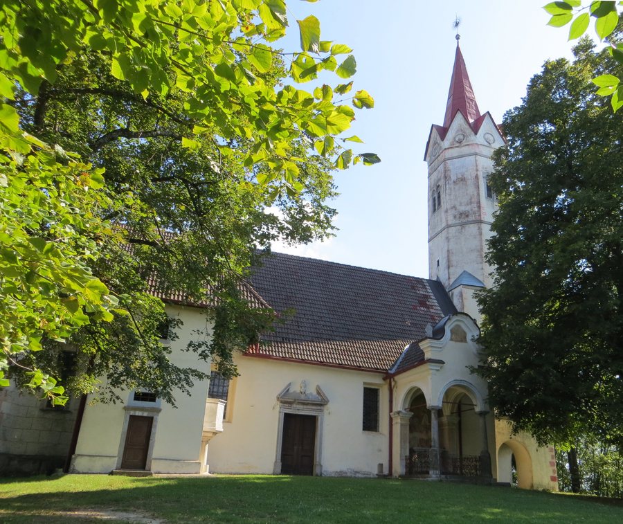 File:Stopno Skocjan Slovenia - church.JPG