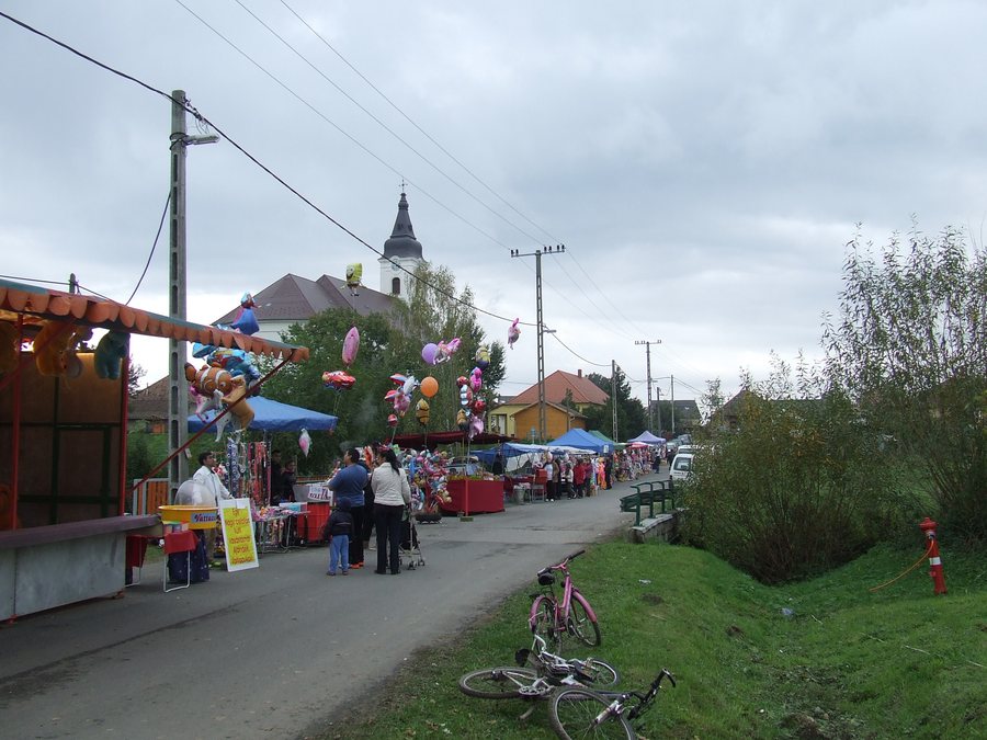 File:Szügy, búcsú 2.jpg