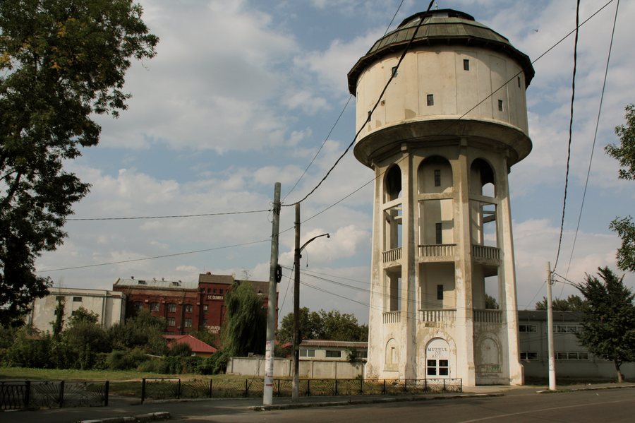 File:Turn de Apă din Oltenița.jpg