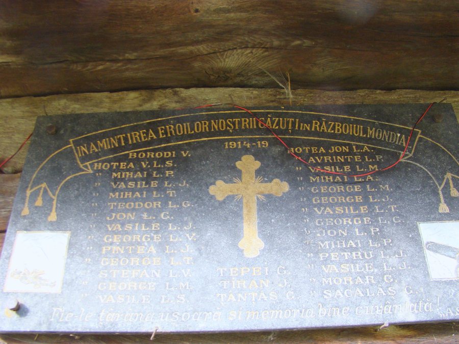 File:RO MM Hoteni 1.jpg