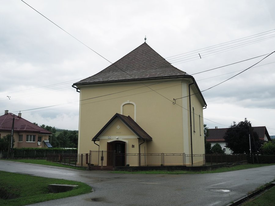 File:Mokrá Lúka.jpg