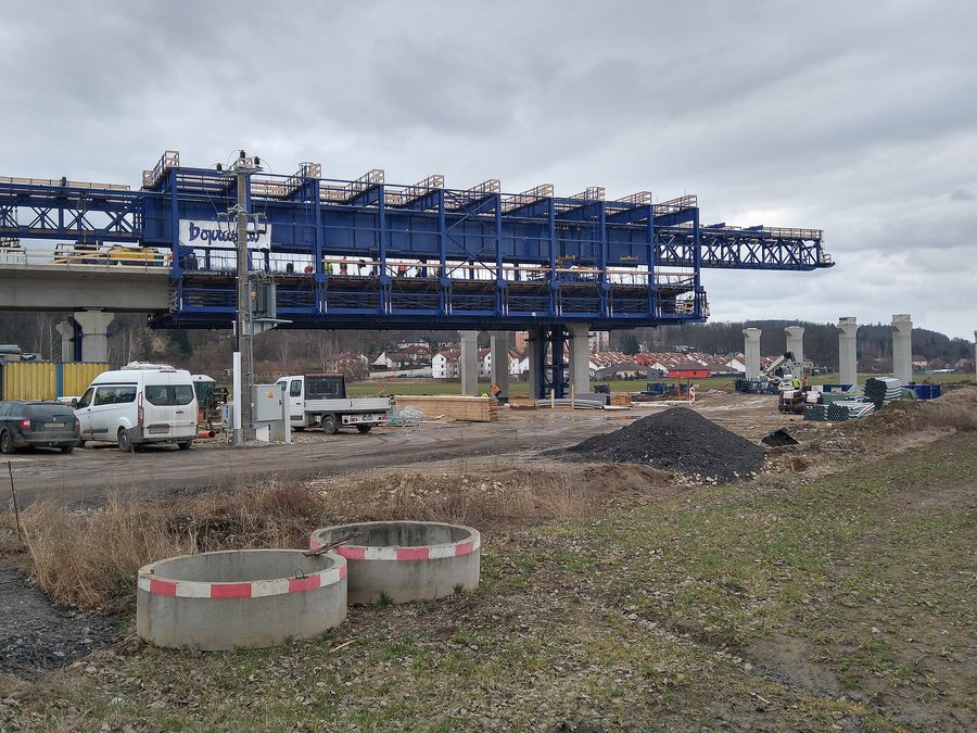 File:Estakada Vidov březen 2021 2.jpg