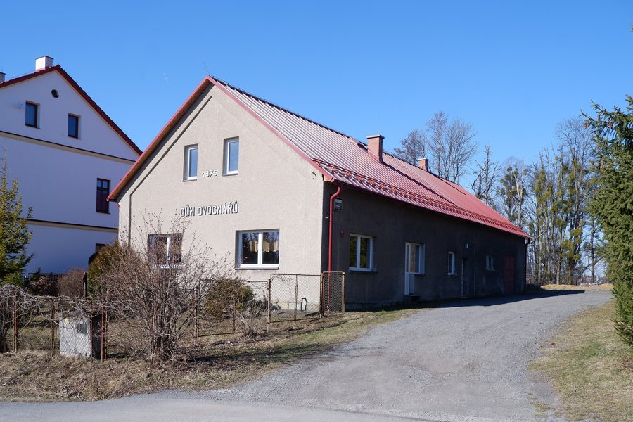 File:Dolní Domaslavice, Dům ovocnářů.jpg