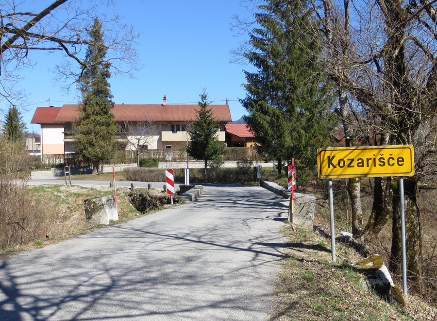 File:Kozarisce Slovenia 2.jpg
