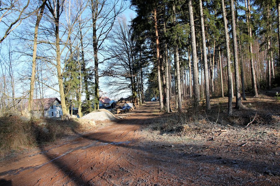 File:Kamenný Újezd, Hvízdalka (01).jpg