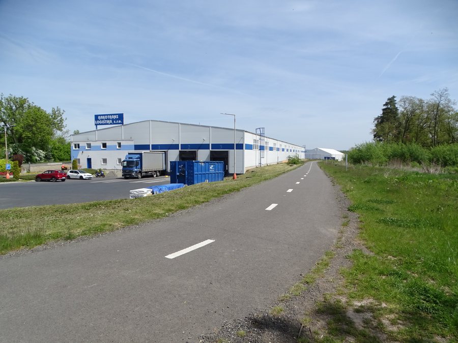 File:Cyklostezka Rakovník - Lubná, Rakotrans Logistika.jpg
