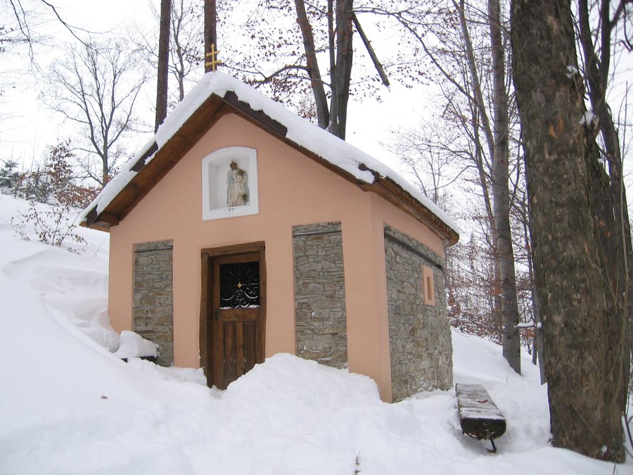File:Kaple Panny Marie Loretánské (Vrchy, okres Nový Jičín, CZ) -001-.jpg