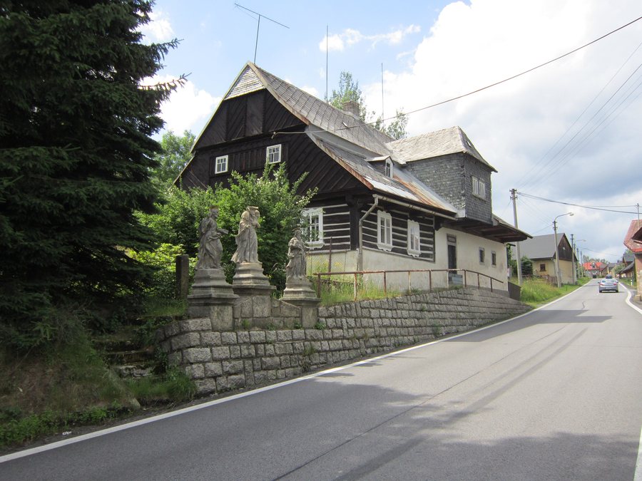 File:Bratrikov Pencin House nr 30 01.jpg