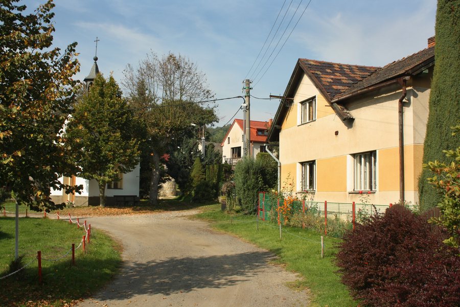 File:Kněžmost, Srbsko, common.jpg