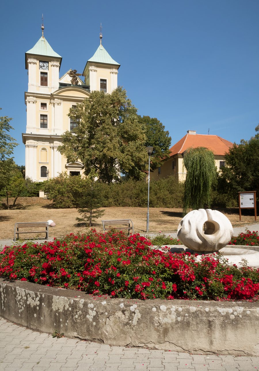 File:Litvínov, kostel svatého Michaela Dm 431295-359 IMG 7950 2018-08-13 11.45.jpg