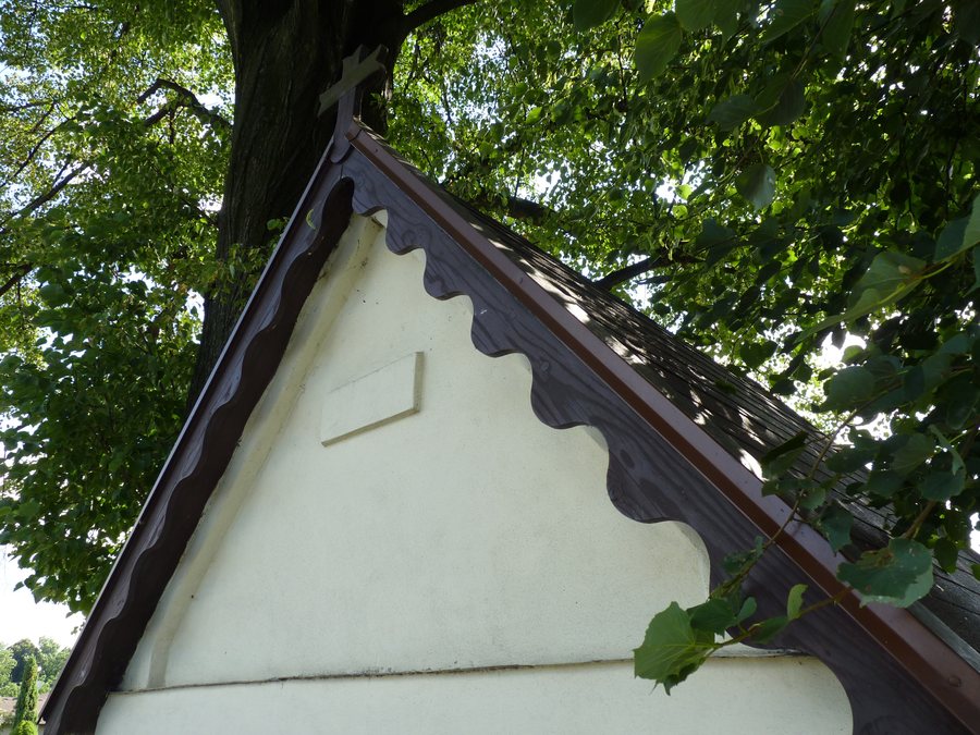 File:Nošovice, kaplička na hlavní ulici (2).JPG