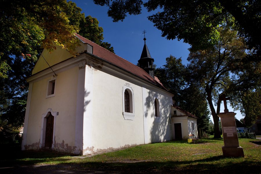 File:130928 Pamatky Horesedly 0004b.jpg