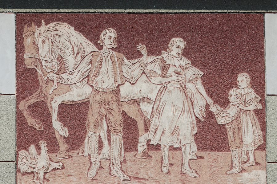 File:Pňovice čp. 4 sgrafito 02.jpg