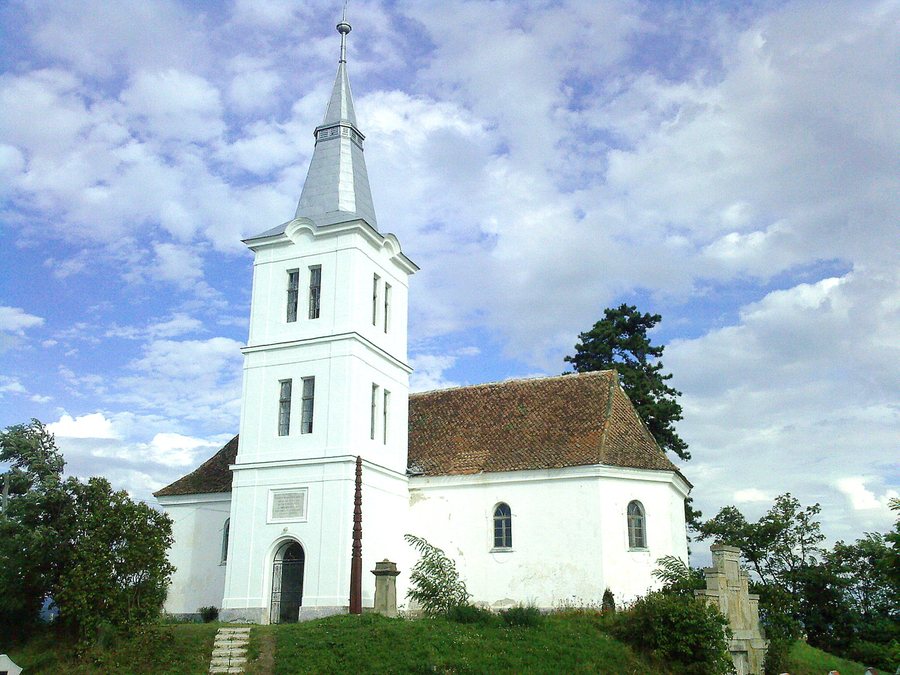 File:RO CV Biserica Reformată Chilieni 1.jpg