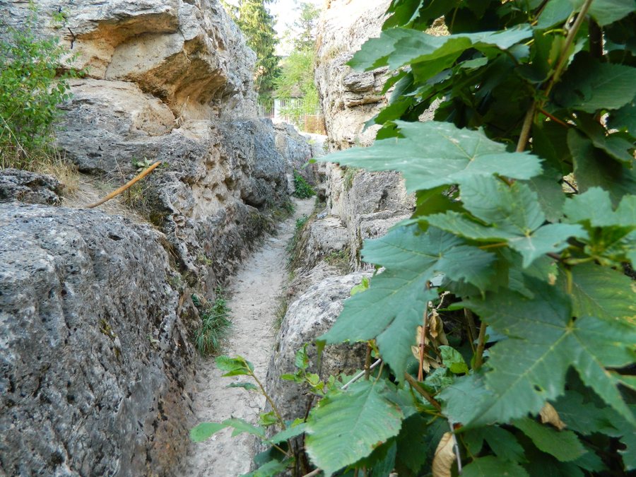 File:Geoagiu-Băi 335450, Romania - panoramio (1).jpg