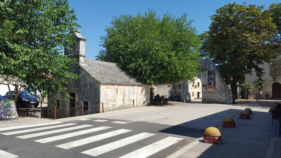 File:Barban, Antonius-Kirche.jpg