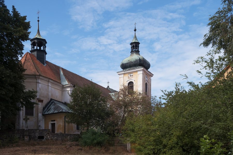 File:Zubrnice, kostel svatého Maří Magdalény Dm429765-4945 IMG 7535 2018-08-11 11.12.jpg