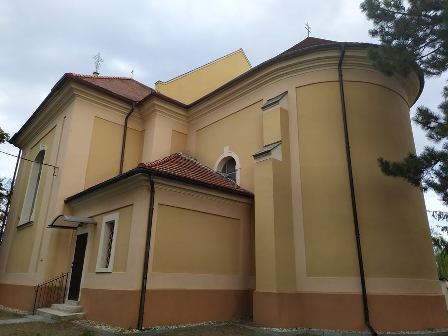 File:Matúškovo kostol 02.jpg