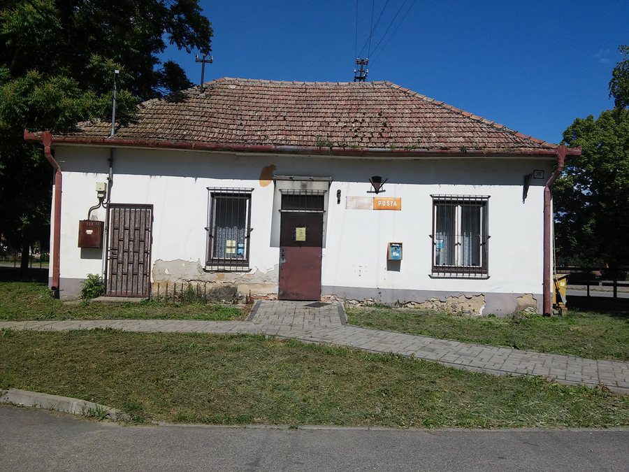 File:Poľný Kesov 01.jpg