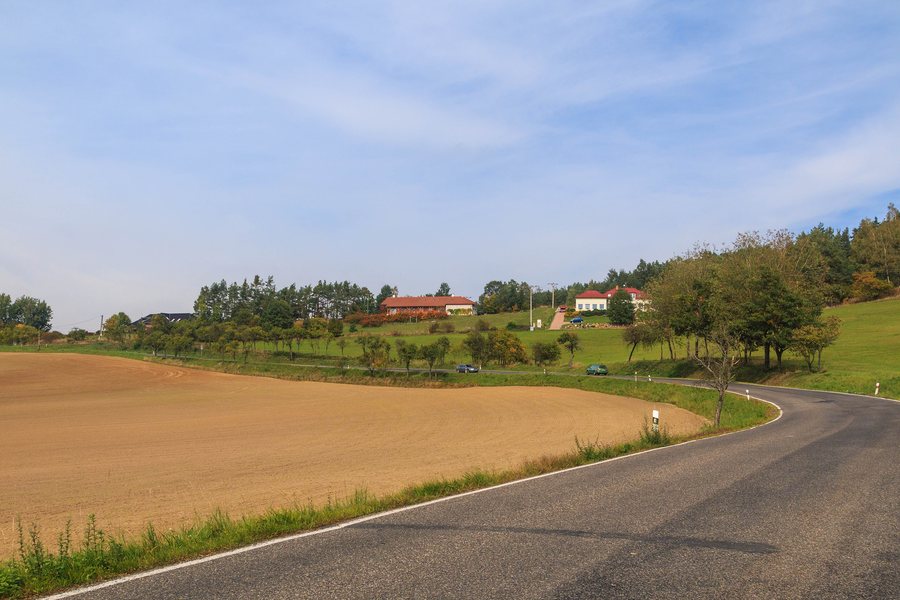File:Pohled na Únice od Hubenova.jpg