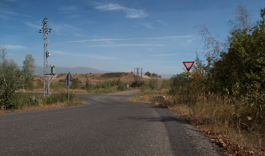 File:Tussen Braňany en Mariánské Radčice, panorama vanaf de weg IMG 7935 2018-08-13 10.41.jpg