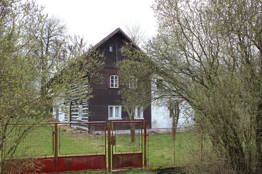 File:Doubravice (Katusice), dům číslo 1.jpg