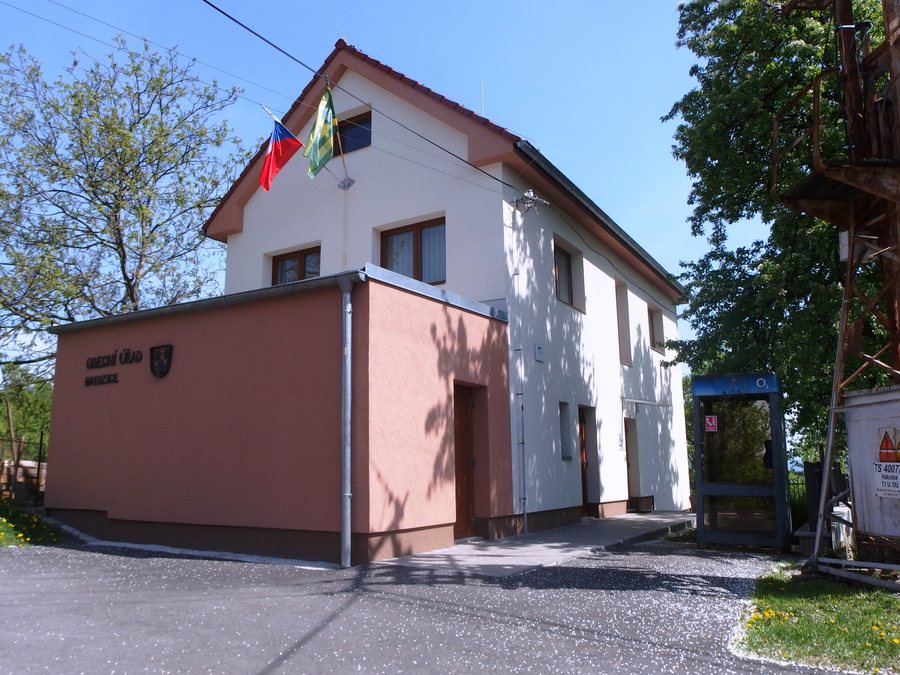 File:Haluzice (ZL), OÚ.jpg