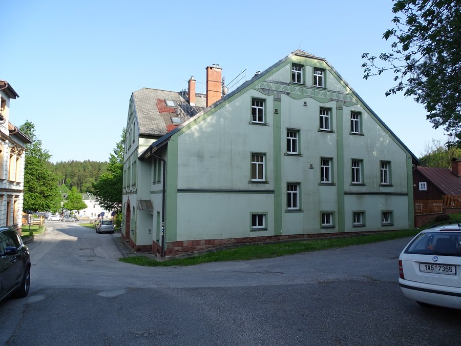 File:Černý Důl čp. 65.jpg