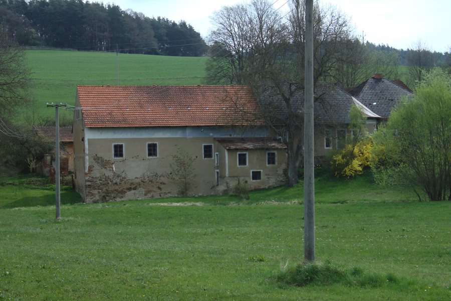 File:Všepadly, Langův mlýn II.jpg