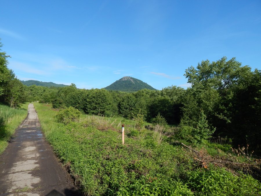 File:972 51 Handlová, Slovakia - panoramio (12).jpg