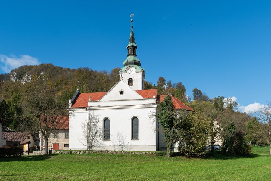 File:St Margaret church in Rimske Toplice (7).jpg