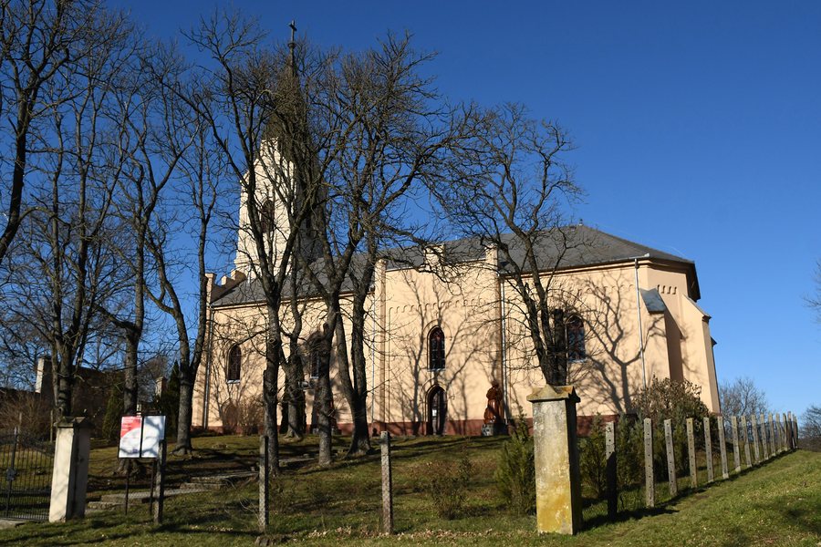 File:Acsa, evangélikus templom 2021 02.jpg