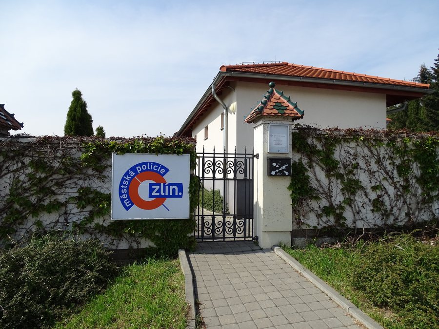 File:Zlín, Lešná čp. 138, městská policie.jpg