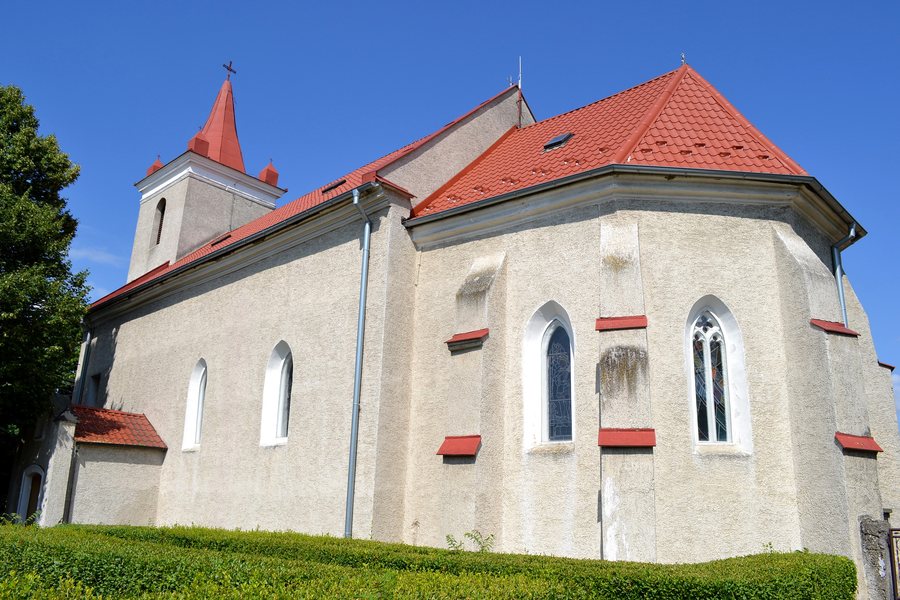 File:Michal na Ostrove kostol 03.jpg