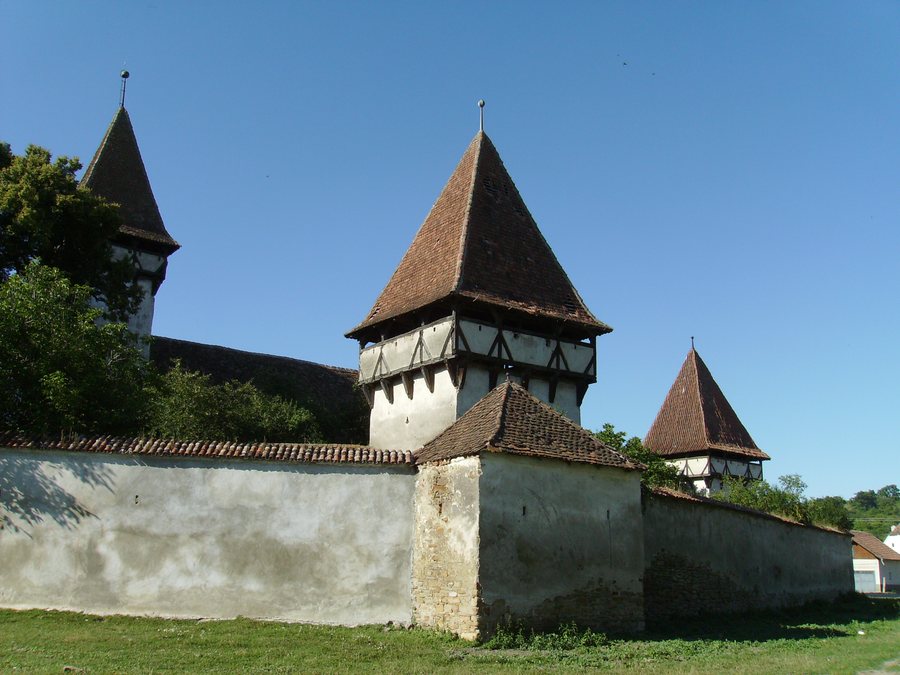 File:The Fortified Church of Cincsor.jpg