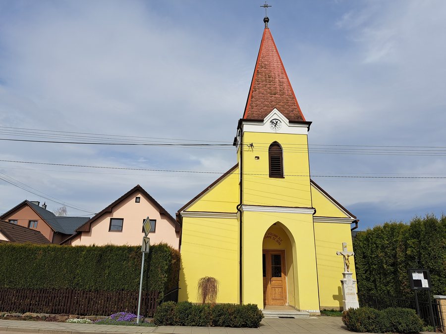 File:Kaple Krista Krále Jezdkovice.jpg