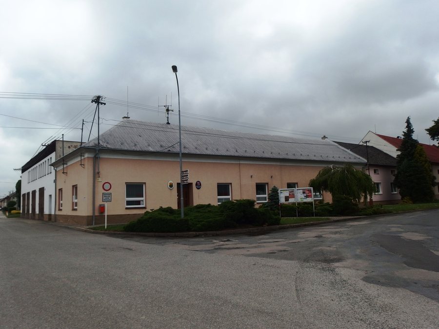 File:Ludslavice, OÚ.JPG