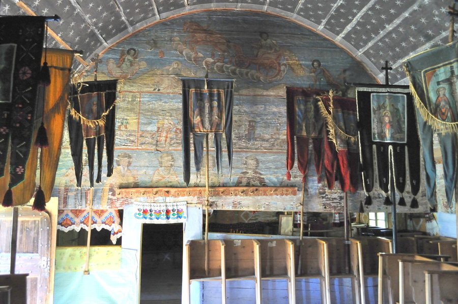 File:Biserica de lemn din Valisoara (8).jpg