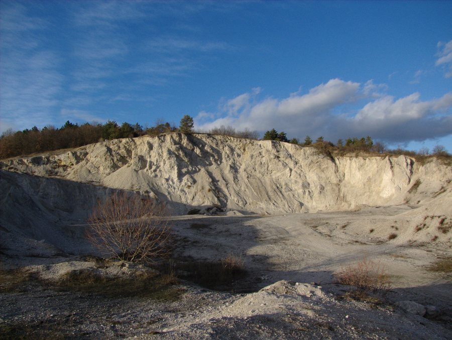 File:Chtelnica, Slovakia - panoramio.jpg