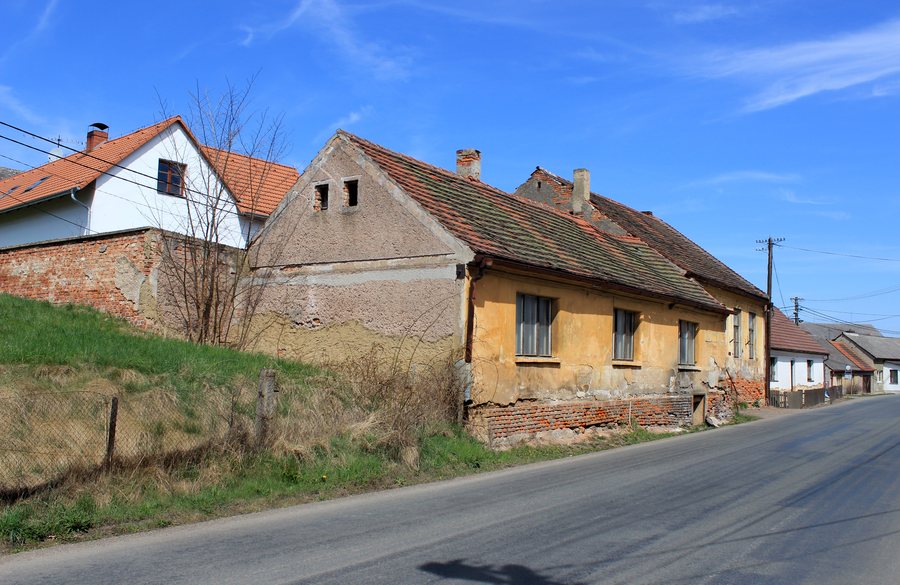 File:Chomle, house No. 47.jpg
