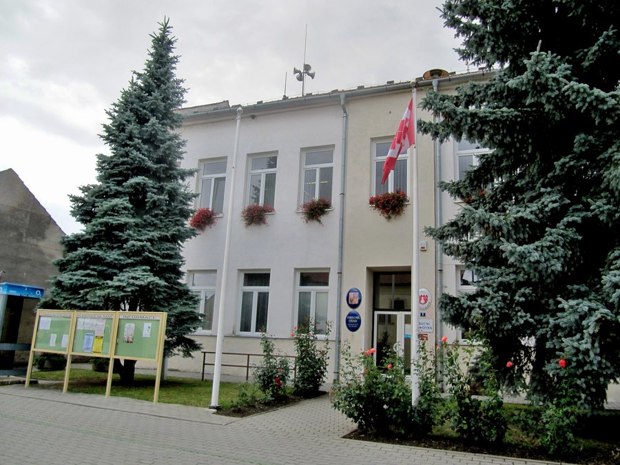 File:Klenovice na Hané, OÚ.jpg