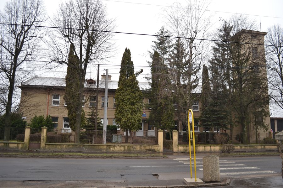 File:Lučenec - Hasičská stanica.jpg