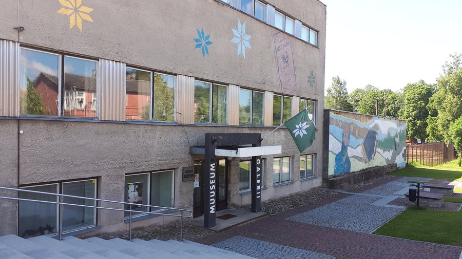 File:Museum in Võru, Estonia VANA-VÕROMAA MUSEUM 02.jpg