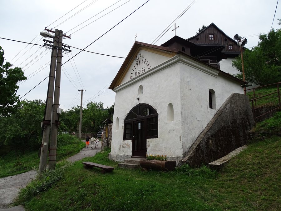 File:Špania Dolina, Misionárska kaplnka.jpg