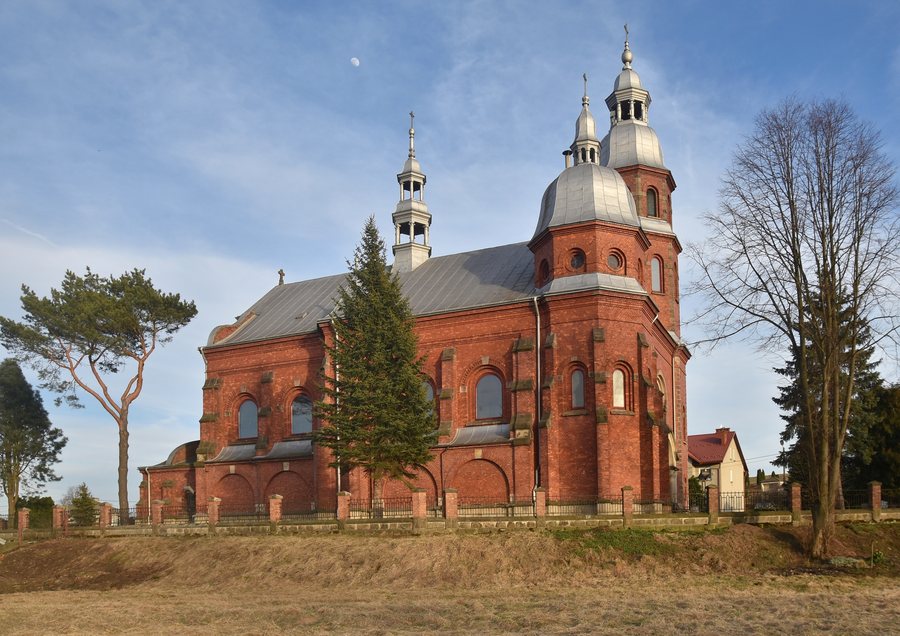 File:Ołpiny, kościół Wniebowzięcia NMP (HB1).jpg