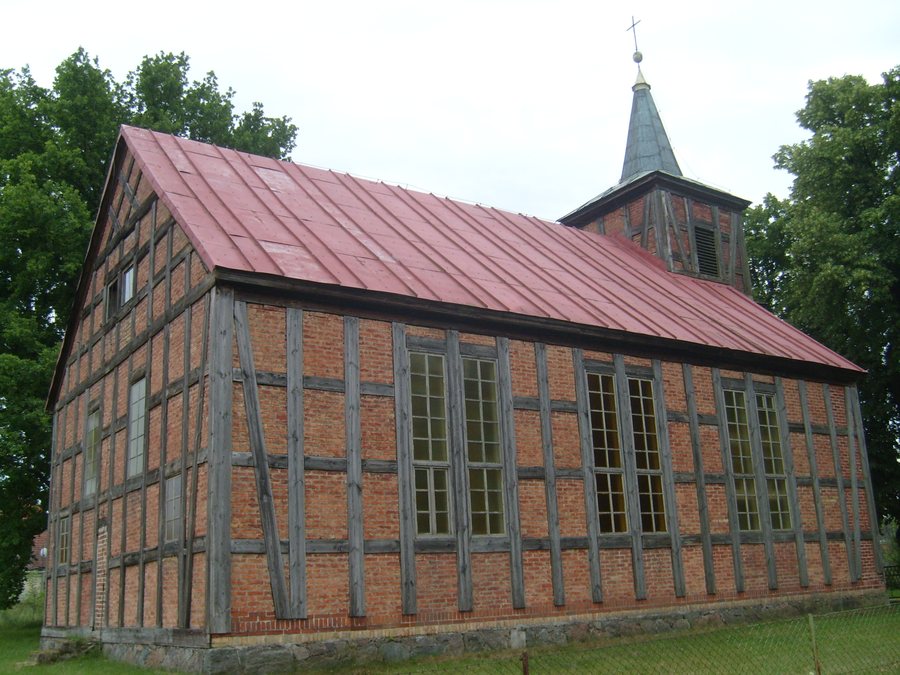 File:Kocien Wielki church 01.JPG