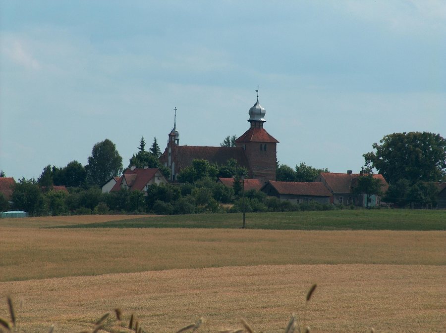 File:SzabkrukChurch.JPG