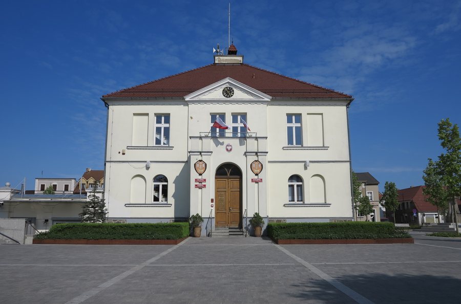 File:Rathaus in Borek Wielkopolski IMG 5212.jpg